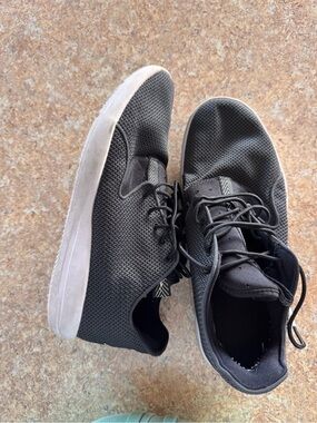 Men's Black Jordan Eclipse Sneakers